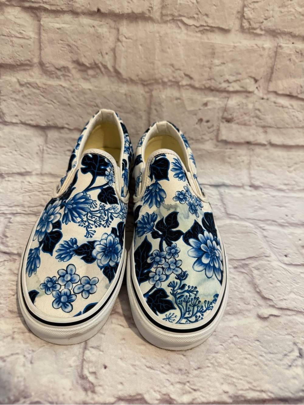 Vans Classic Slip-On 'Floral' - Blue - Low-top sneakers men’s 7.5 women’s 9 - Picture 2 of 8